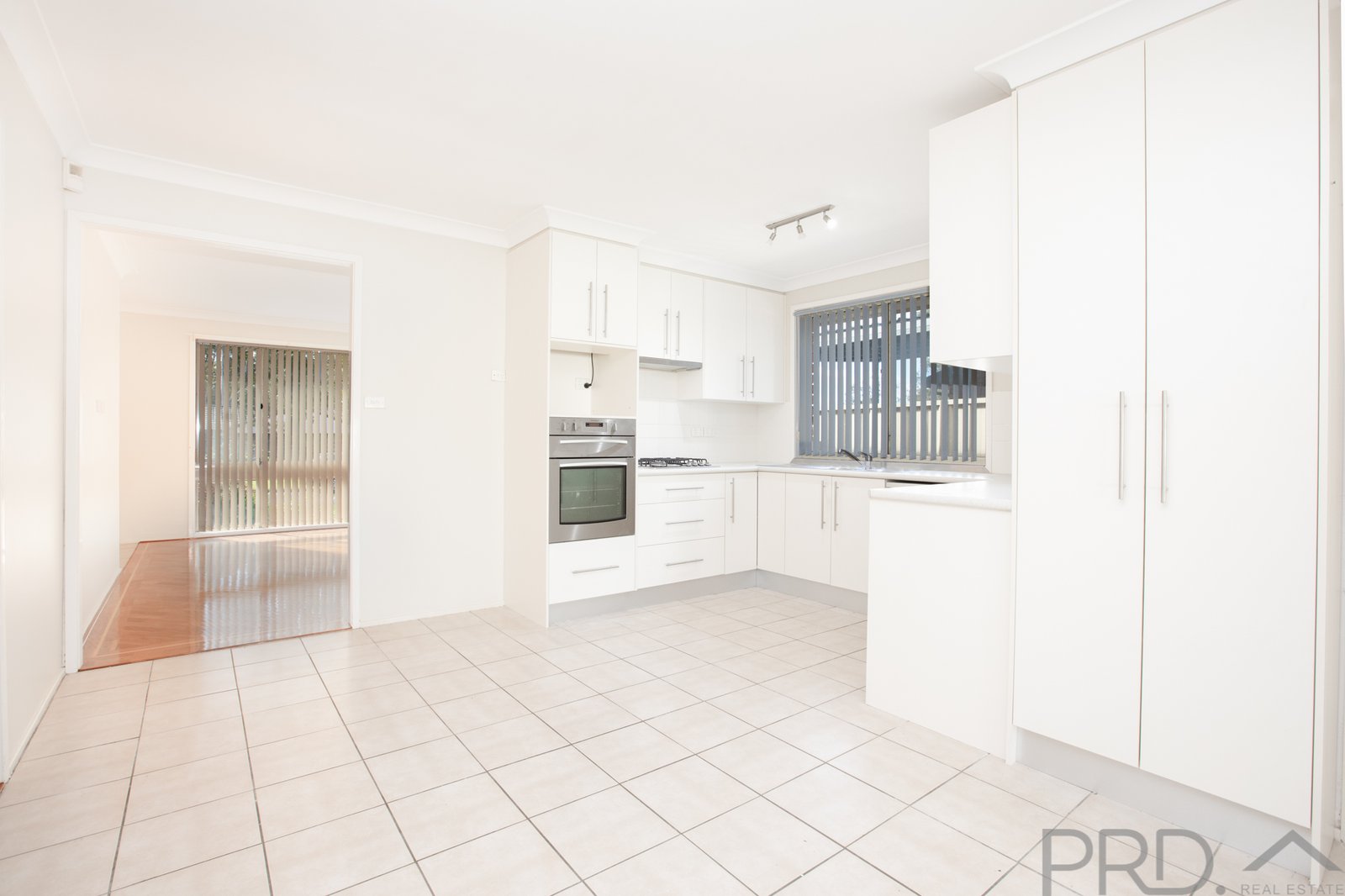 83 John Arthur Avenue THORNTON 4