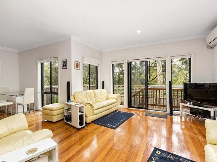 Gallery: 8/3 Johnston Street