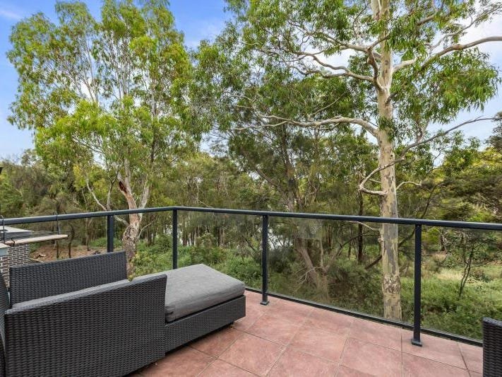 Gallery: 8/3 Johnston Street