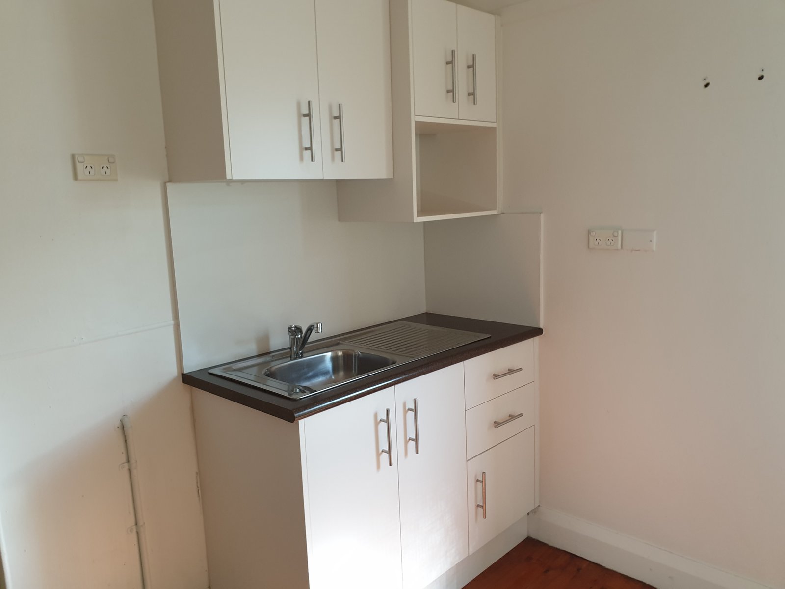 83 Kenny Street WOLLONGONG 8