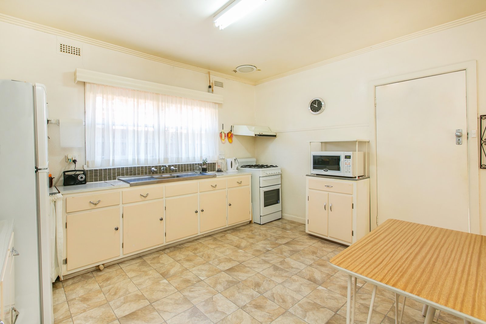 Gallery: 83 Latrobe Street