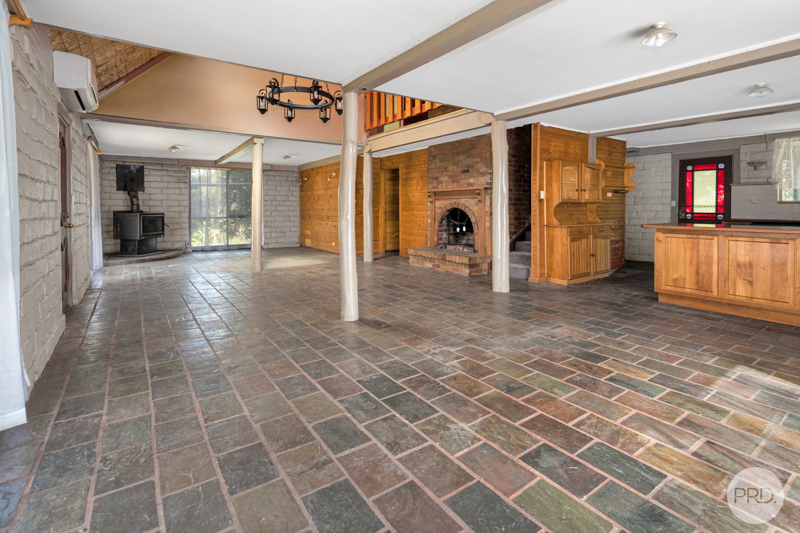 83 Laurence Drive SNAKE VALLEY 6