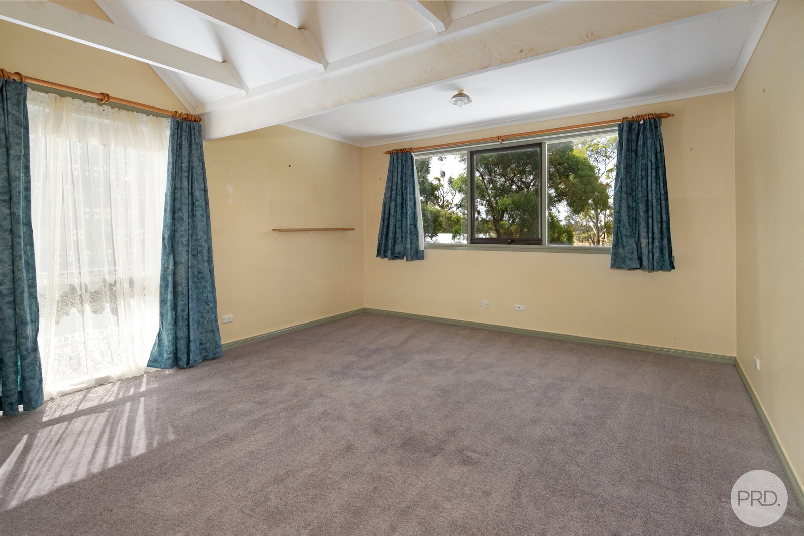 83 Laurence Drive SNAKE VALLEY 18