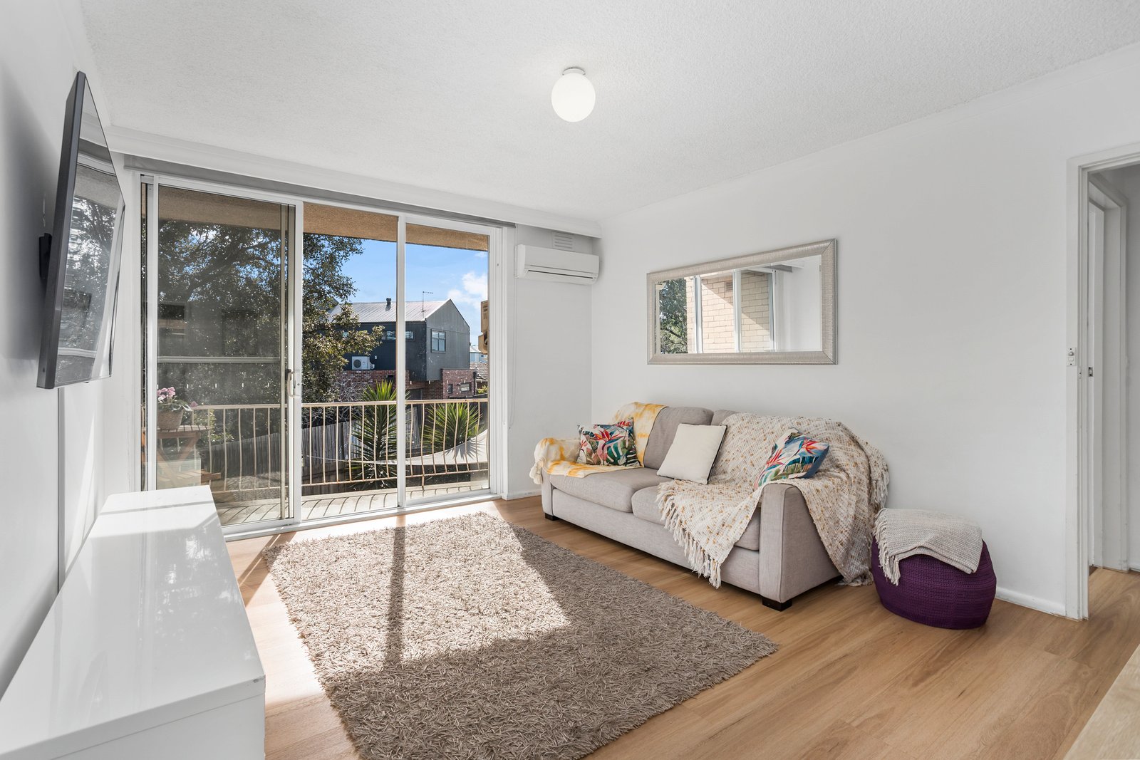 Gallery: 8/3 Lewis Street