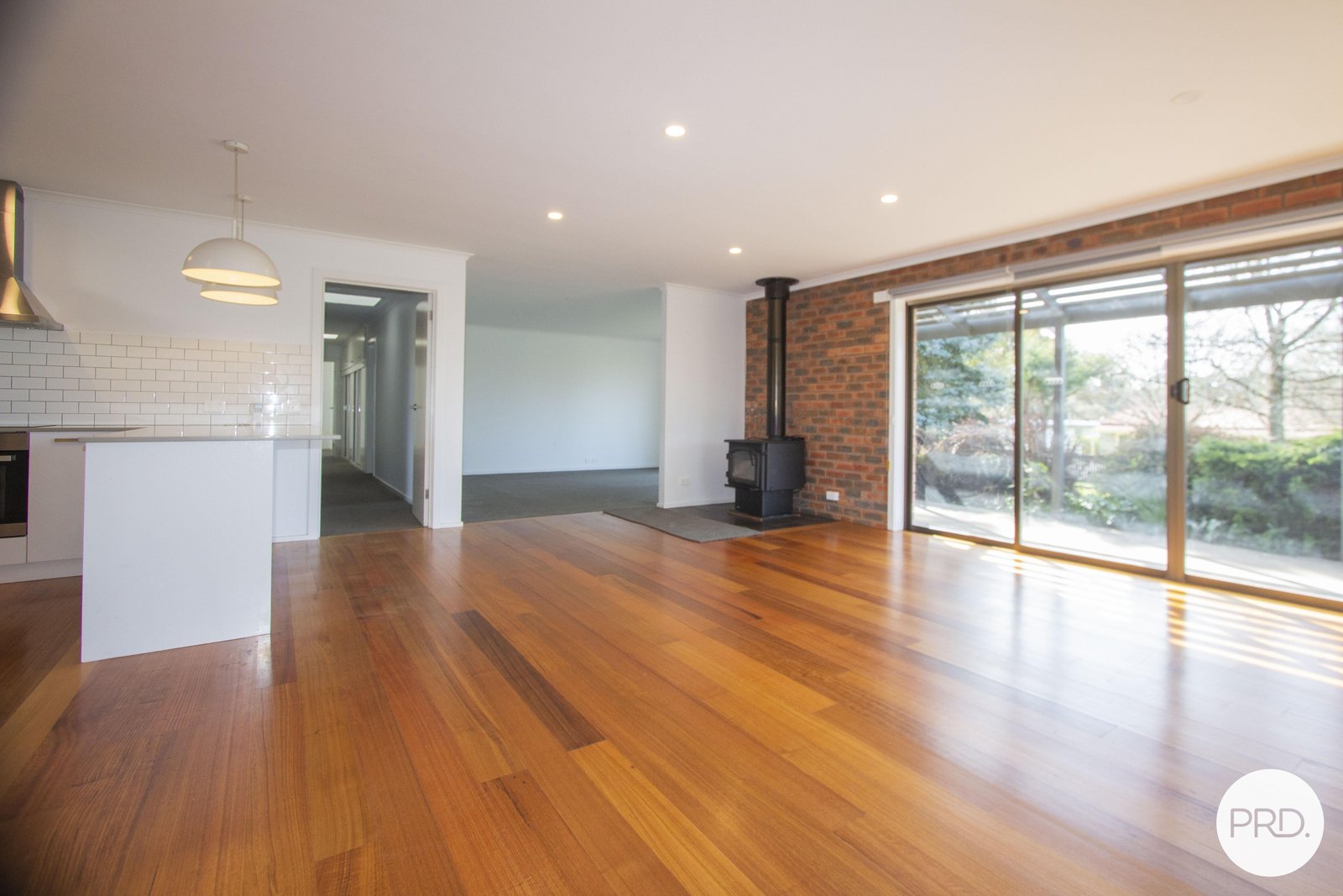 83 Main Street GORDON 3