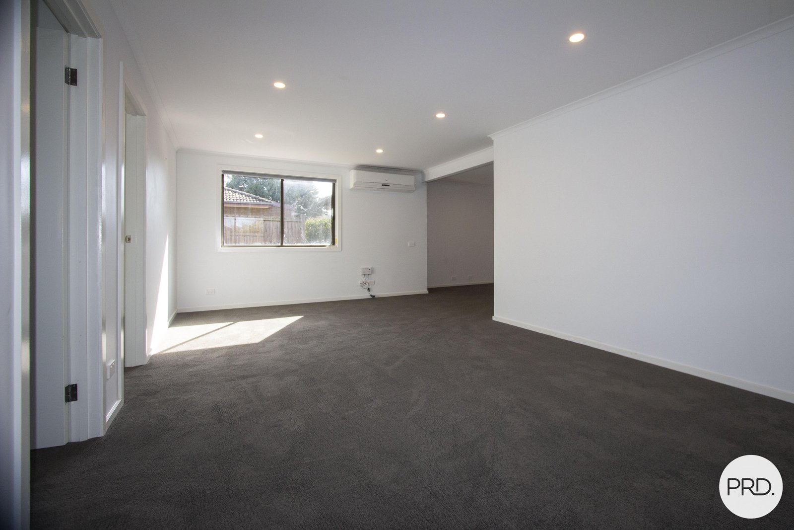 83 Main Street GORDON 14