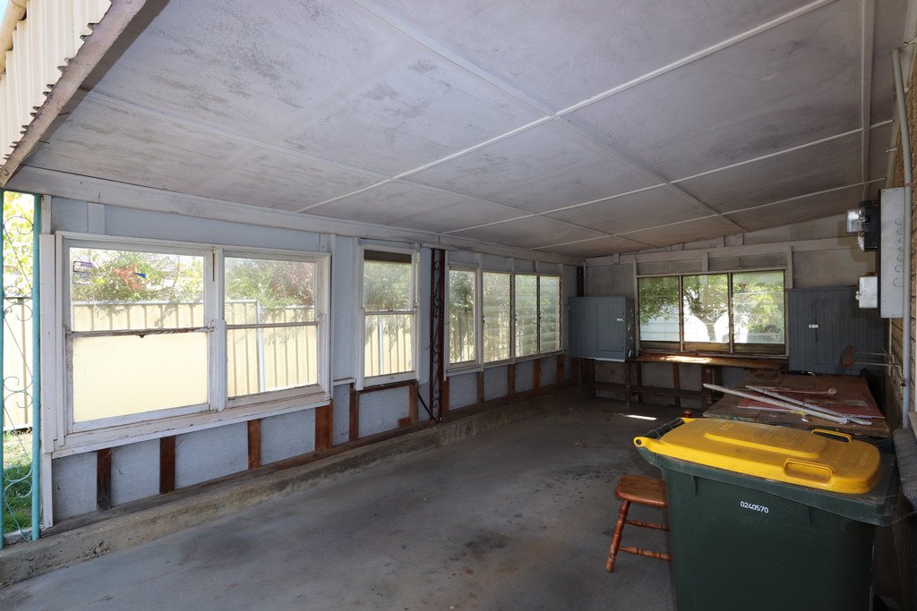 83 Murray St  TUMBARUMBA 12