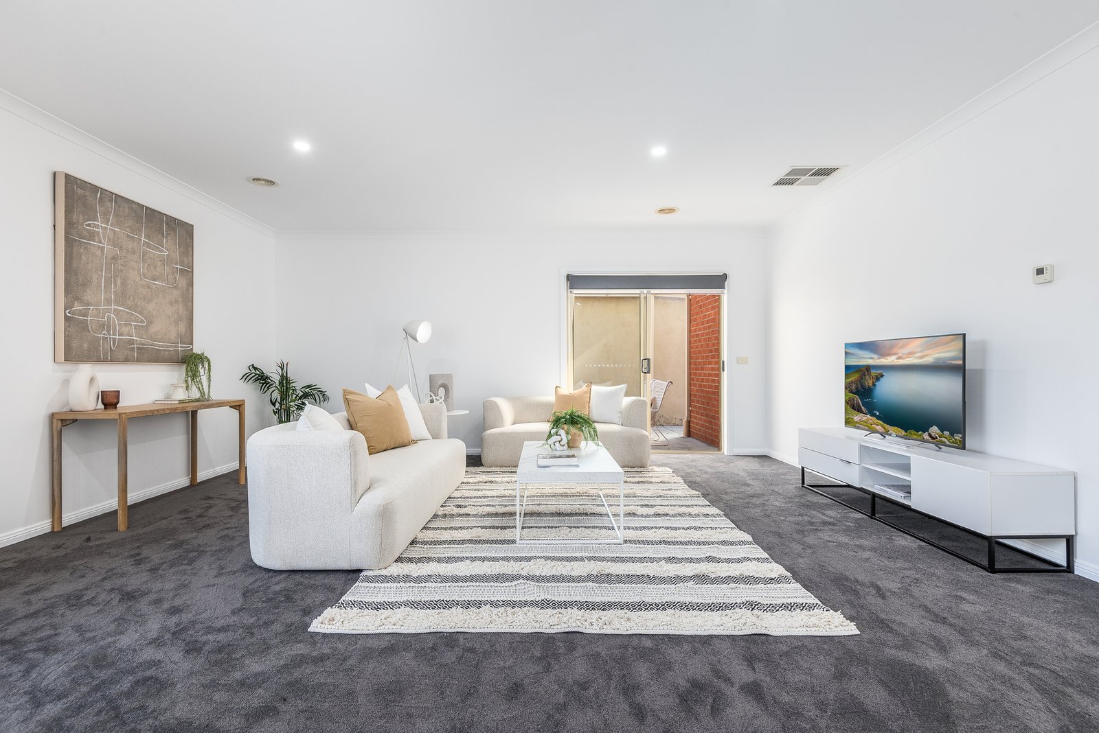 Gallery: 83 Osborne Avenue