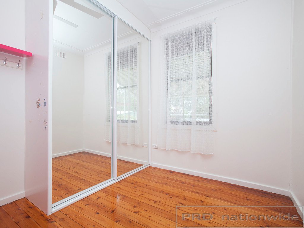 83 Pasedena Crescent BERESFIELD 7