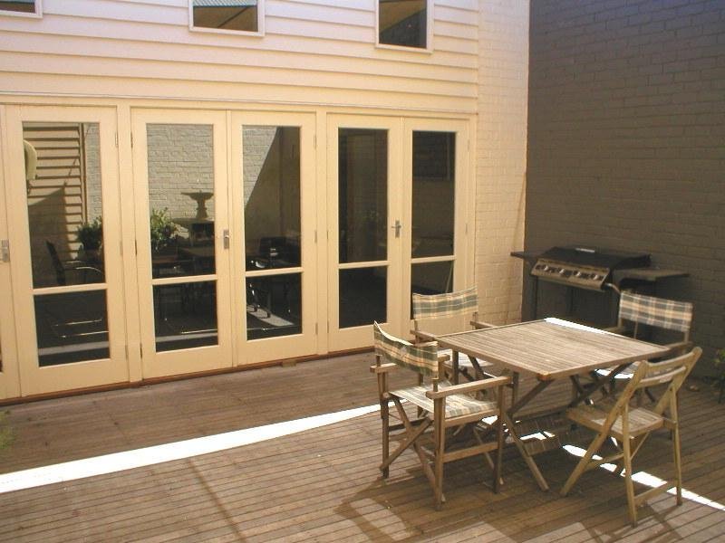 Gallery: 83 Raglan Street