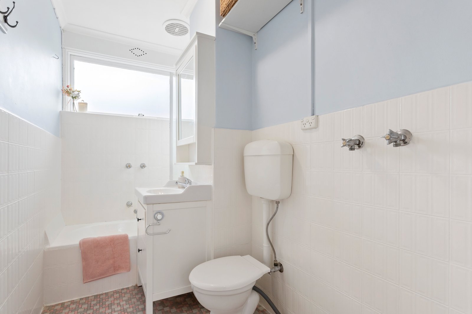 Real Estate and Property in 8/3 Ravens Grove, St Kilda East, VIC