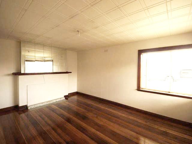 83 Renfrew Circle GOODWOOD 3