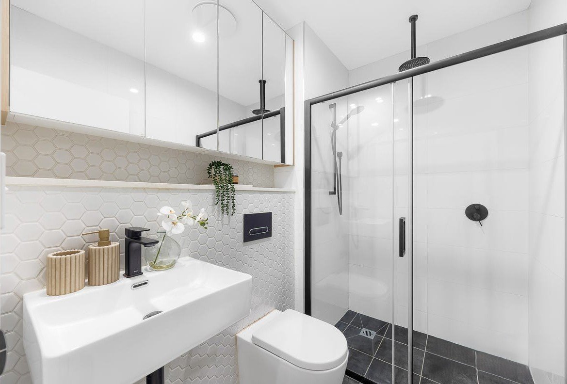 8/3 Rickard Road SOUTH HURSTVILLE 4