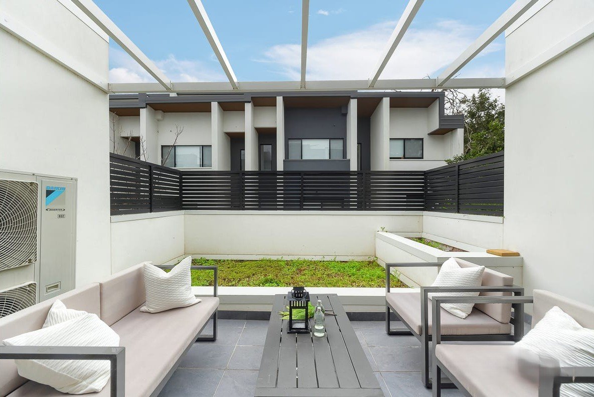 8/3 Rickard Road SOUTH HURSTVILLE 5