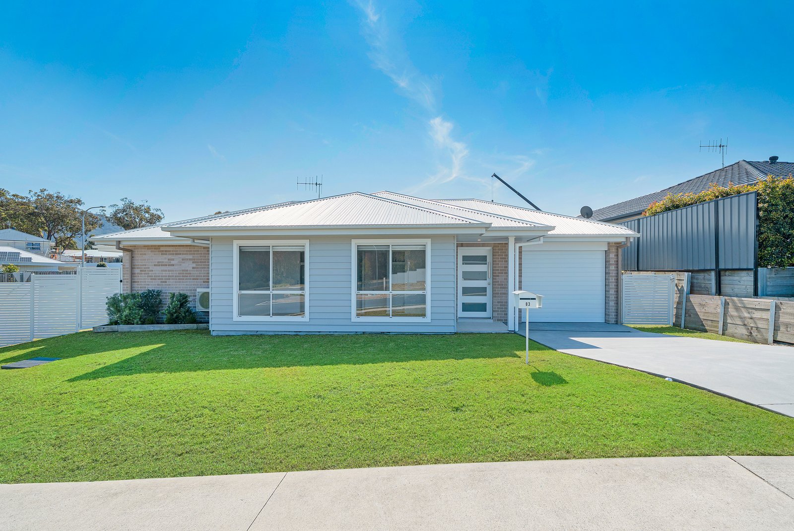 83 Scarborough Way DUNBOGAN 1