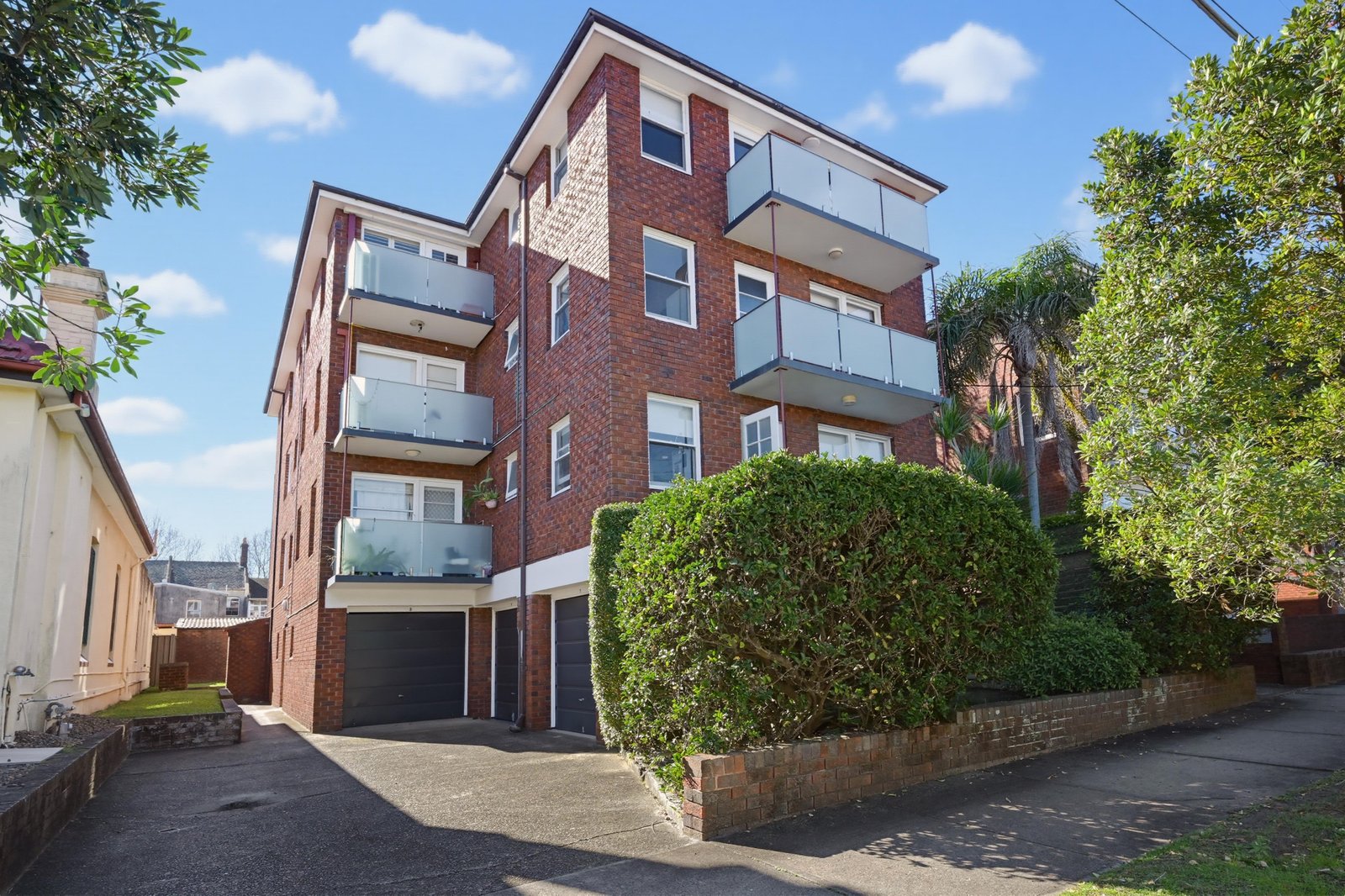 8/3 Silver Street RANDWICK 9