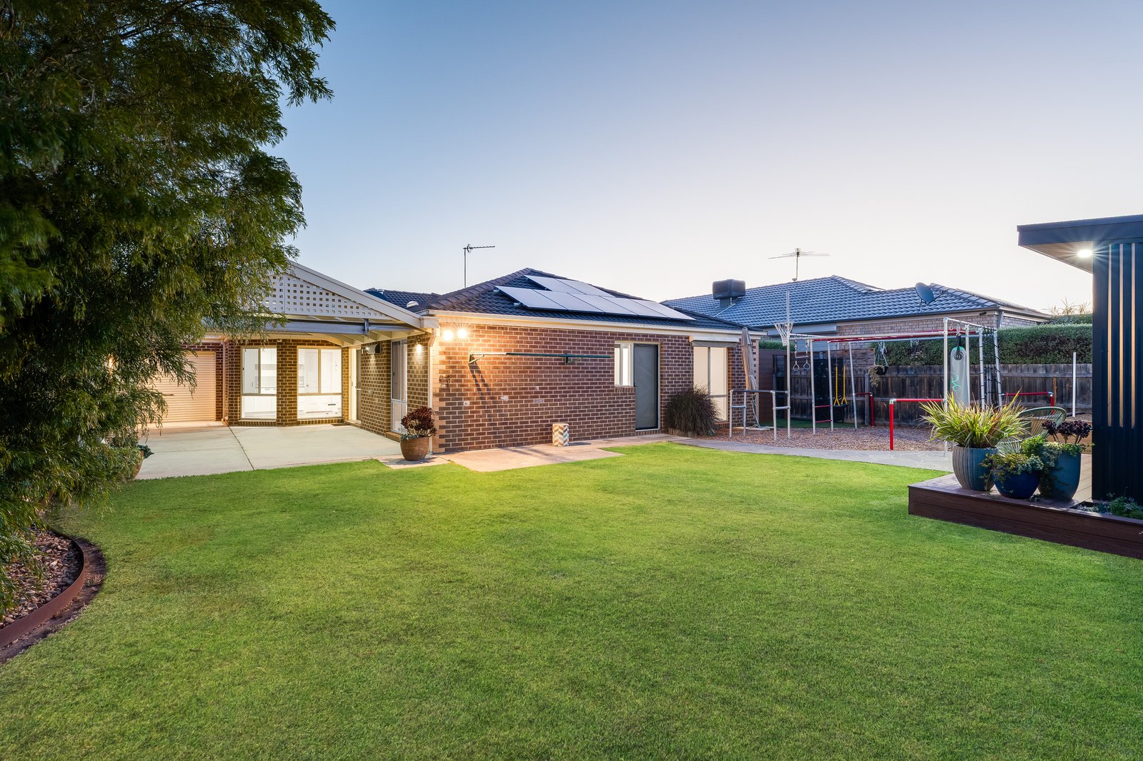 Gallery: 83 Smith Street