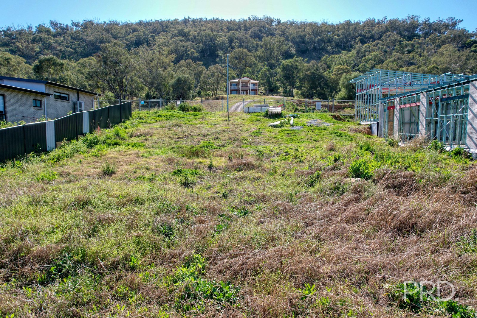 83 Valley Drive TAMWORTH 8
