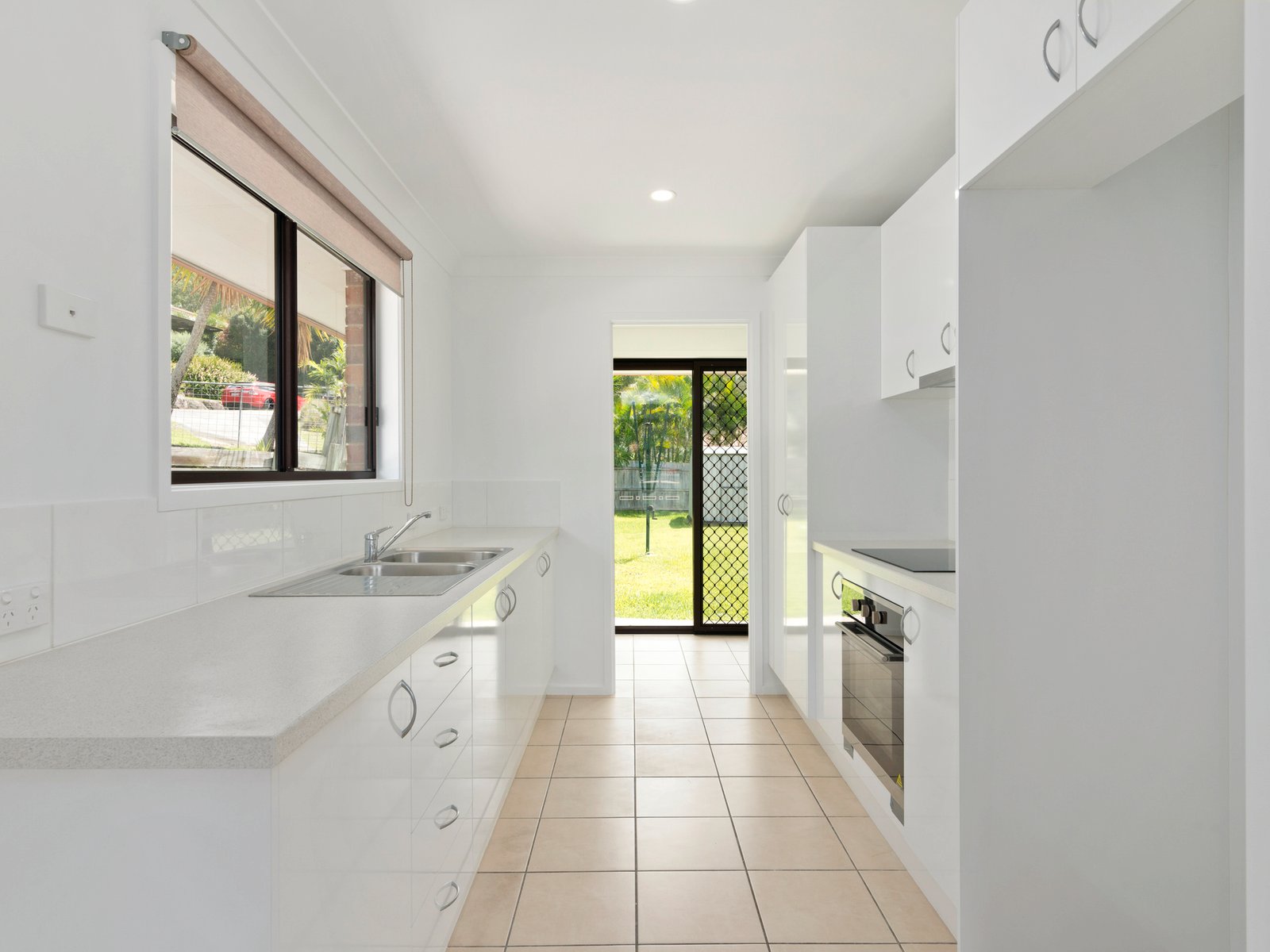 83 Ware Drive CURRUMBIN WATERS 2