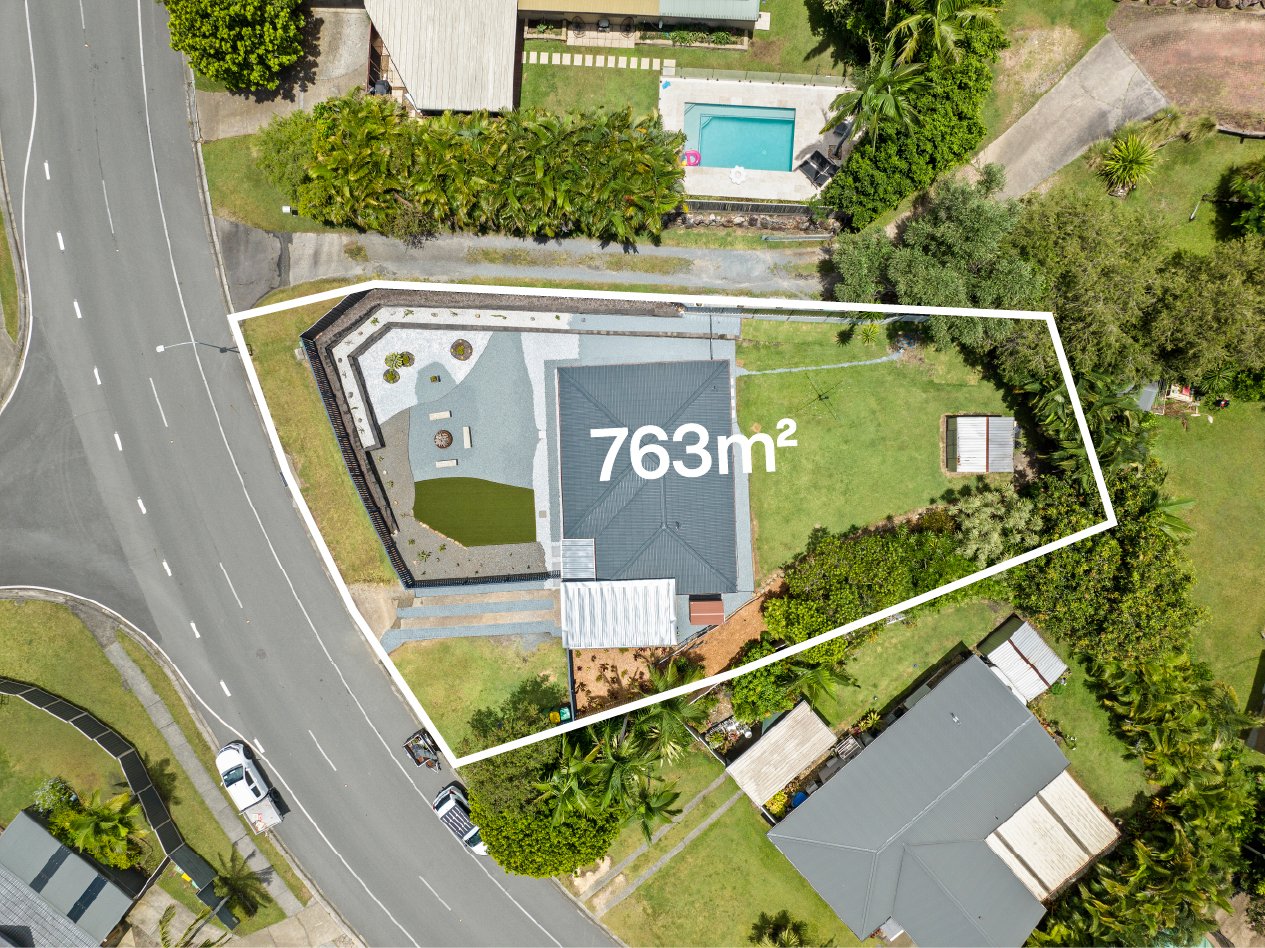 83 Ware Drive CURRUMBIN WATERS 1