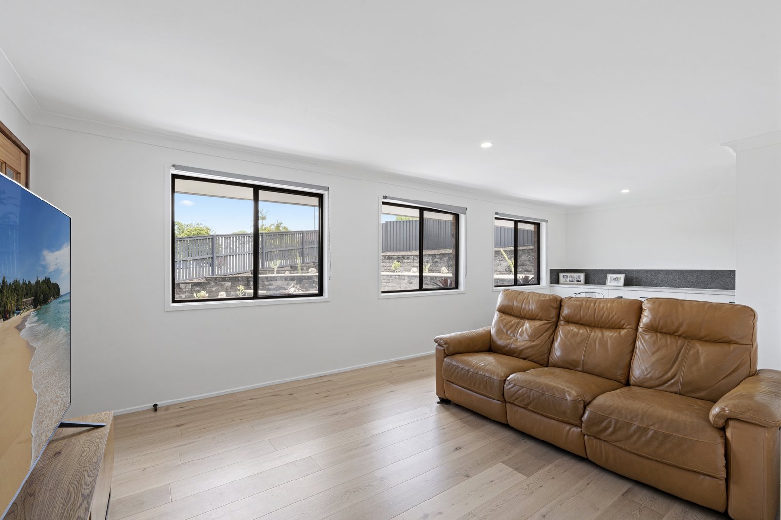 83 Ware Drive CURRUMBIN WATERS 11