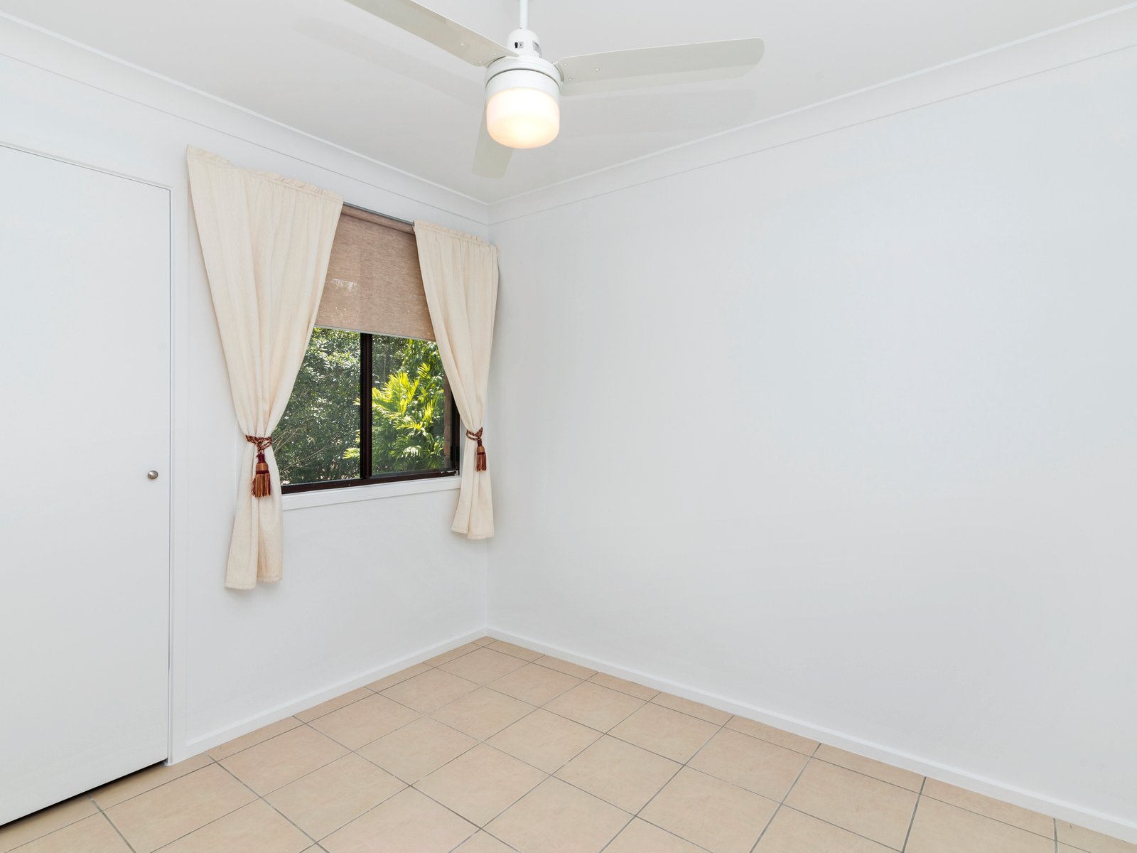 83 Ware Drive CURRUMBIN WATERS 4