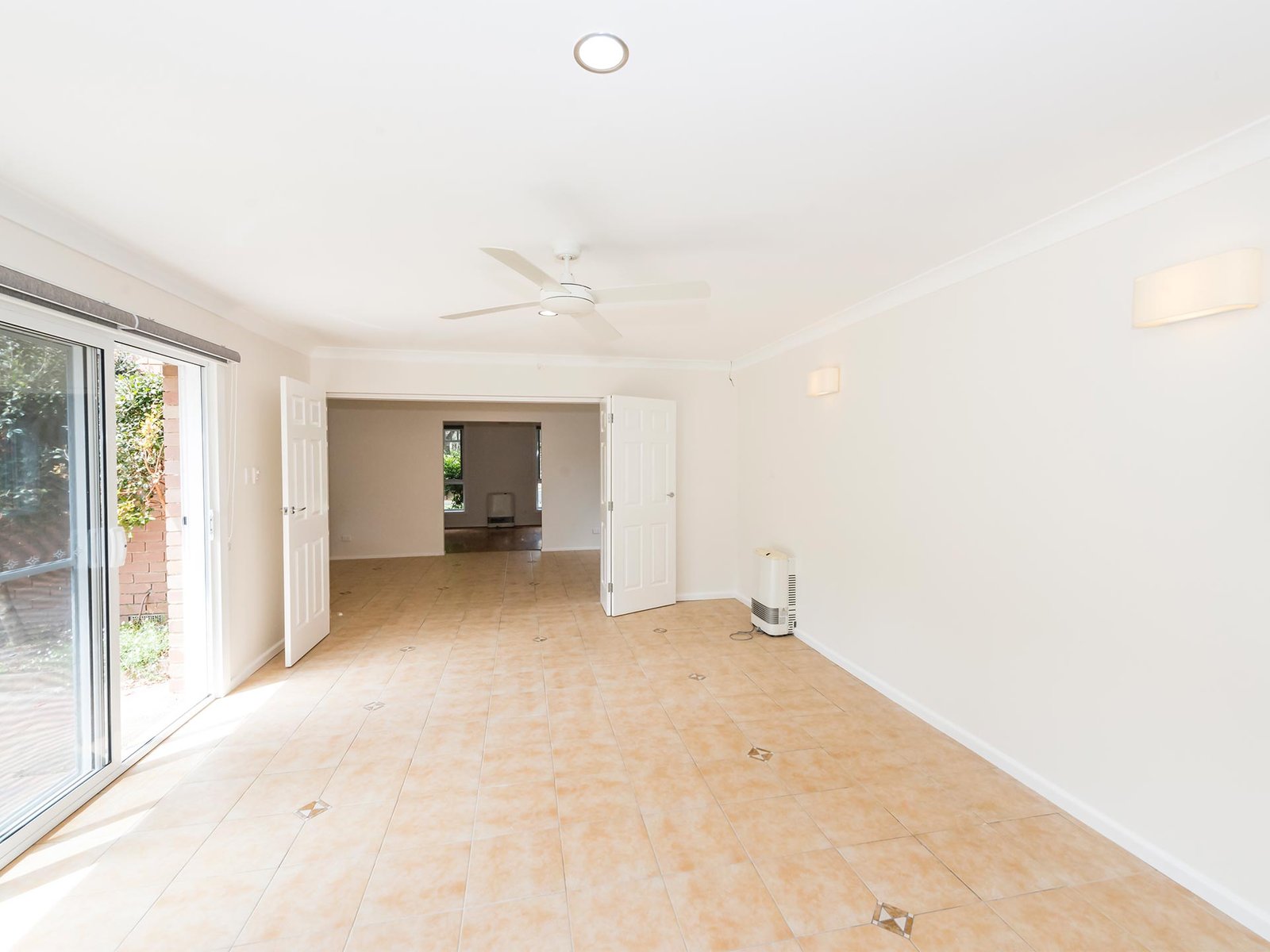 Gallery: 83 Weatherall Road