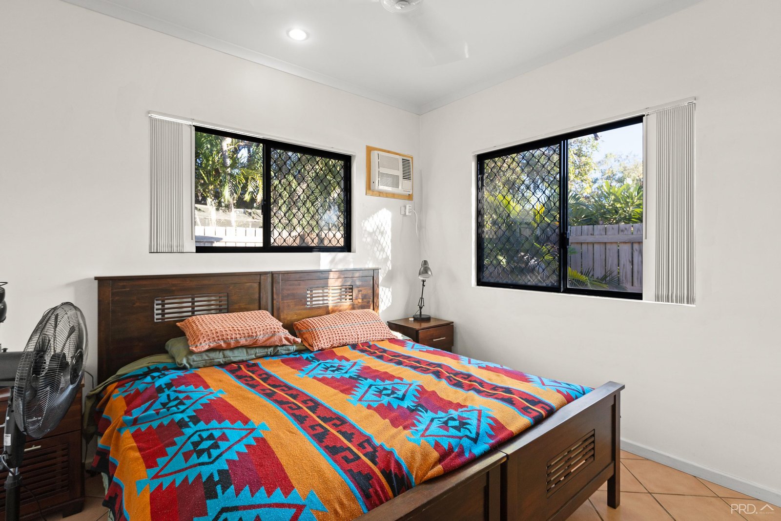 8/3 Whimbrel Street DJUGUN 3