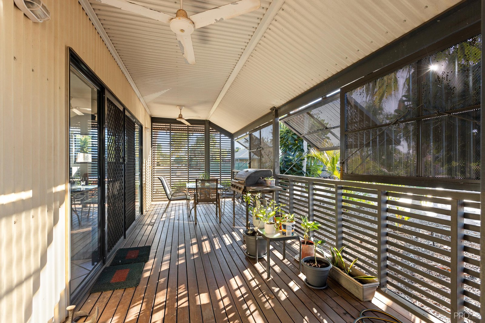 8/3 Whimbrel Street DJUGUN 13