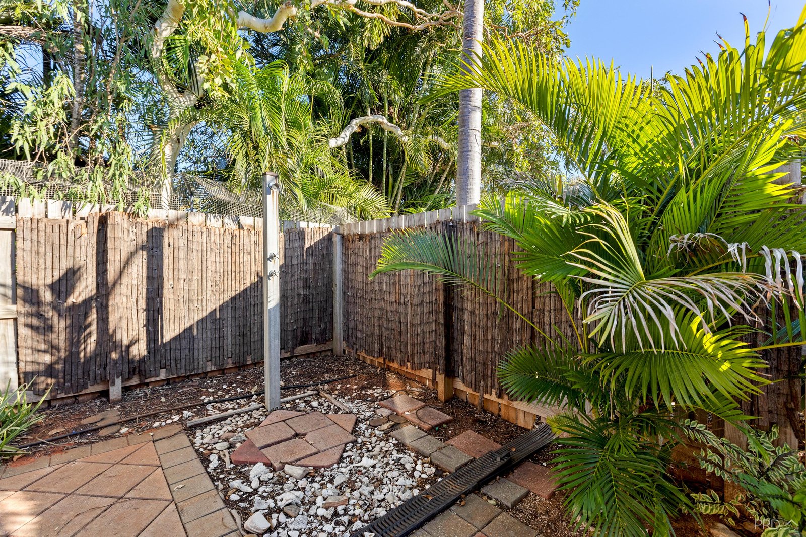 8/3 Whimbrel Street DJUGUN 17