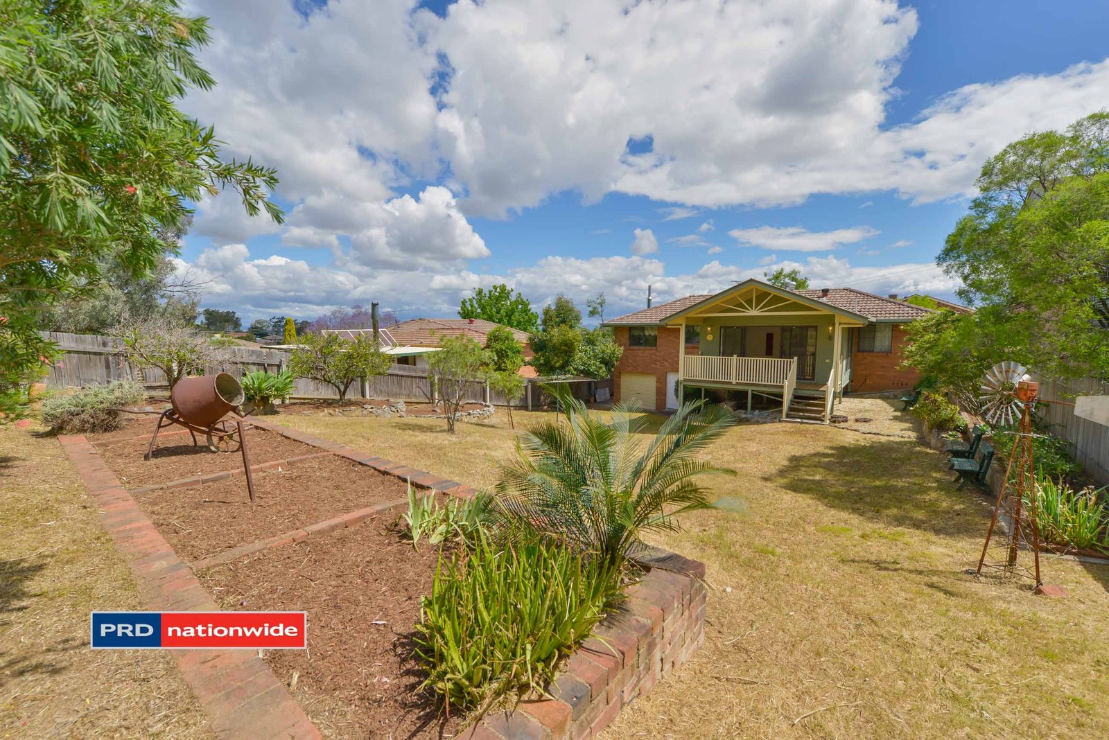 83 Yarmouth Parade TAMWORTH 9
