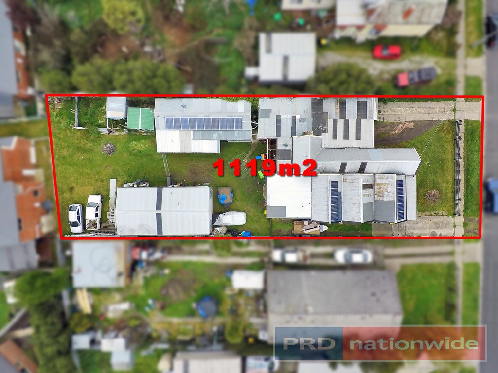 83 Yarrowee Street SEBASTOPOL 1