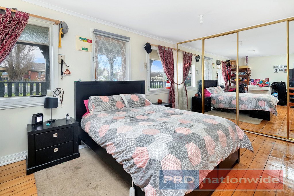 83 Yarrowee Street SEBASTOPOL 7