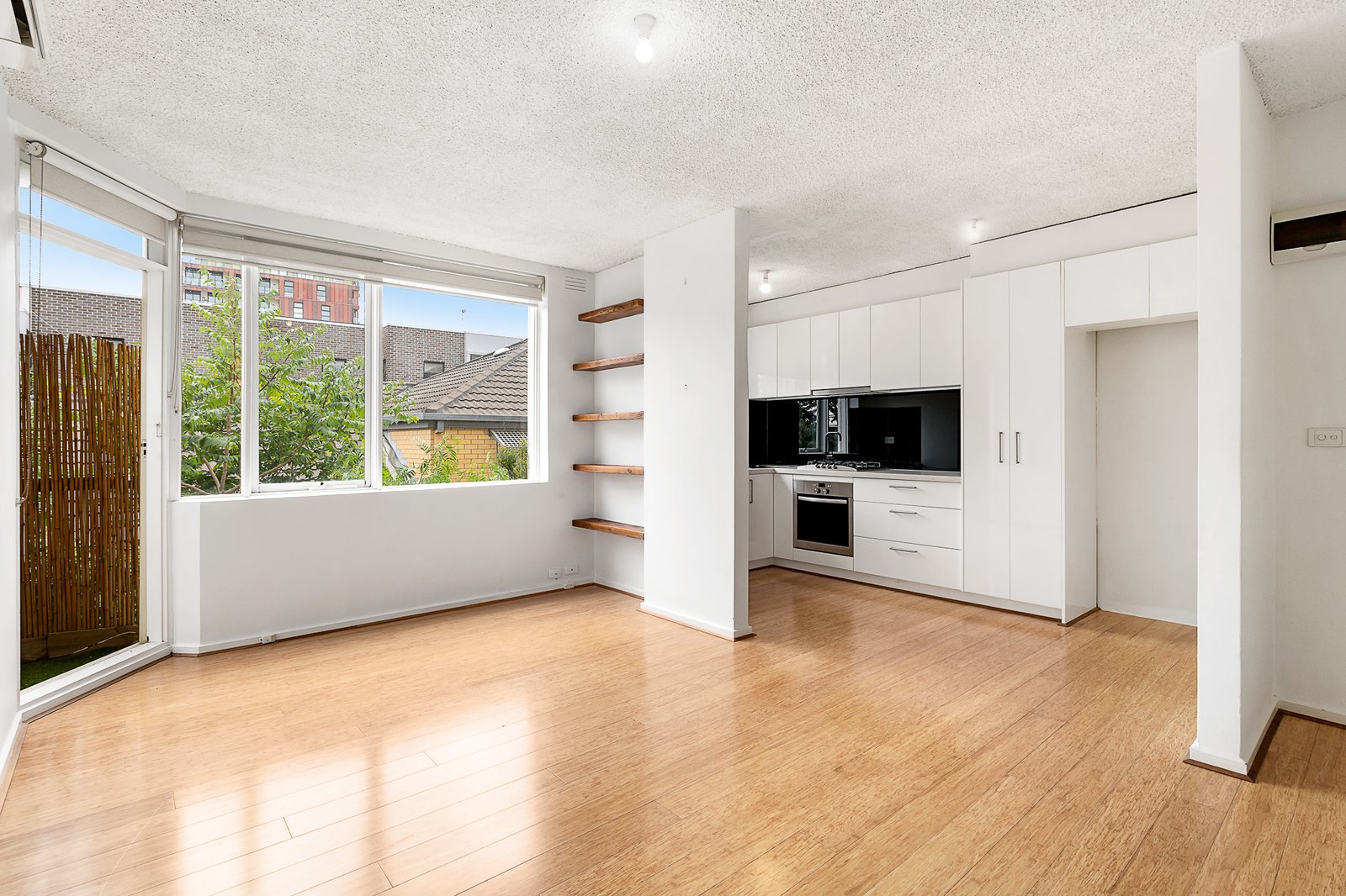 Gallery: 8/30 Wellington Street