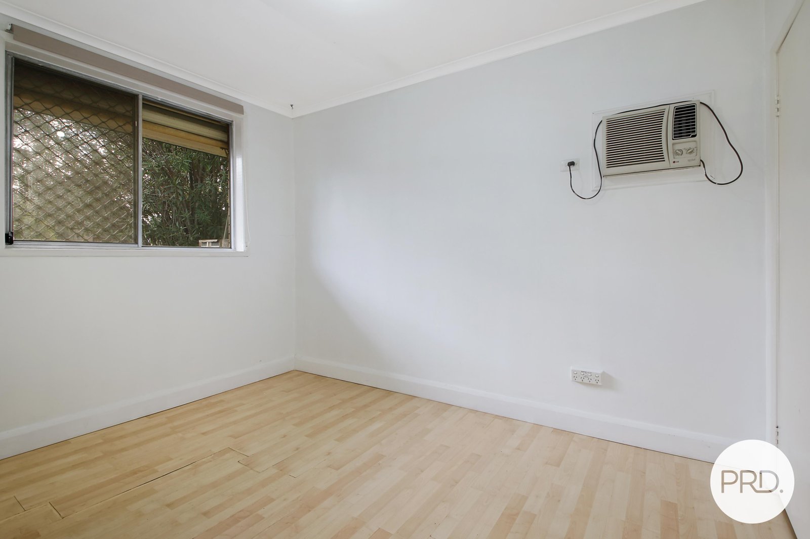 8/309-311 Moore Street LAVINGTON 6