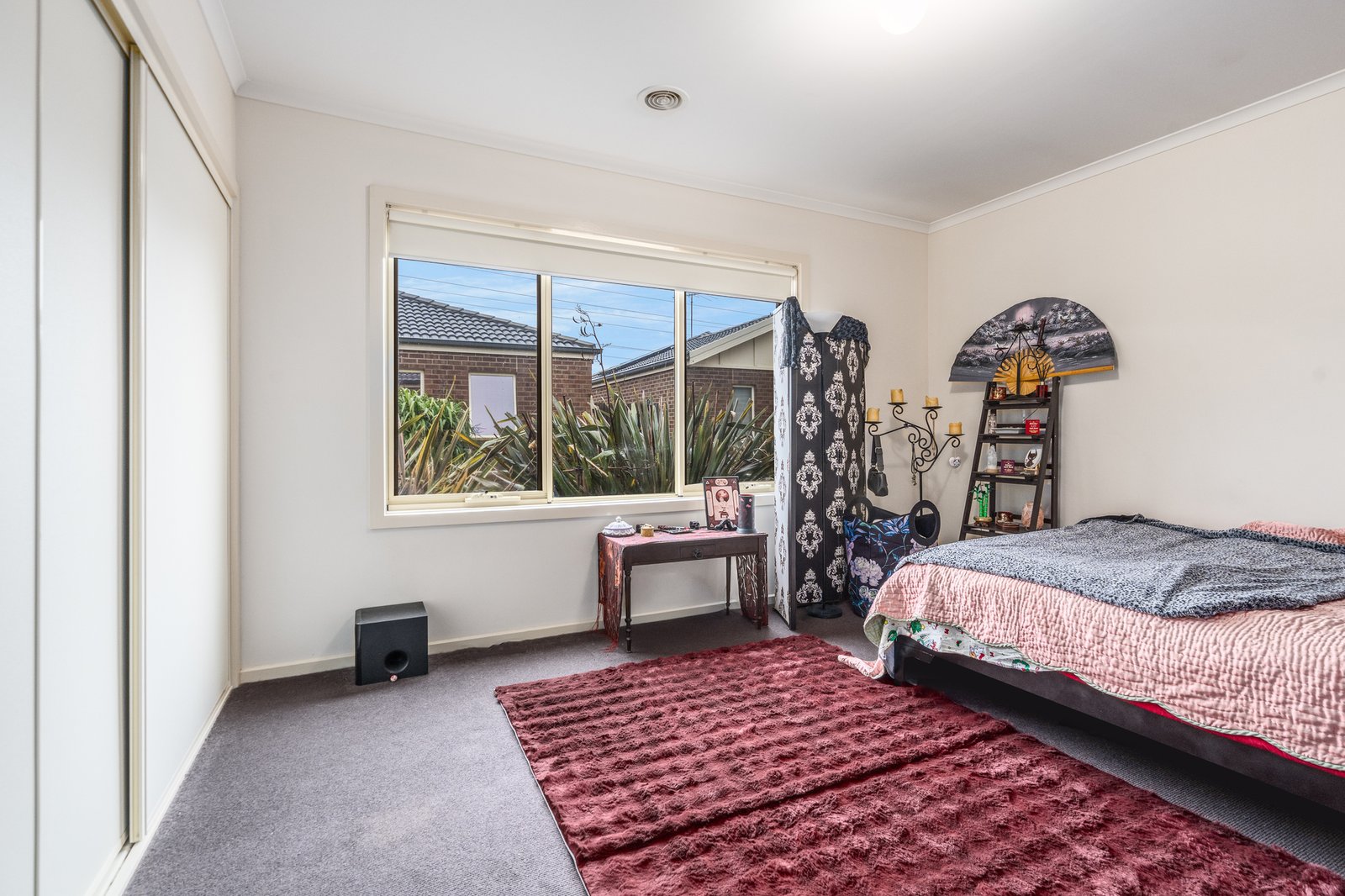 Gallery: 8/31-33 Cranbourne Drive
