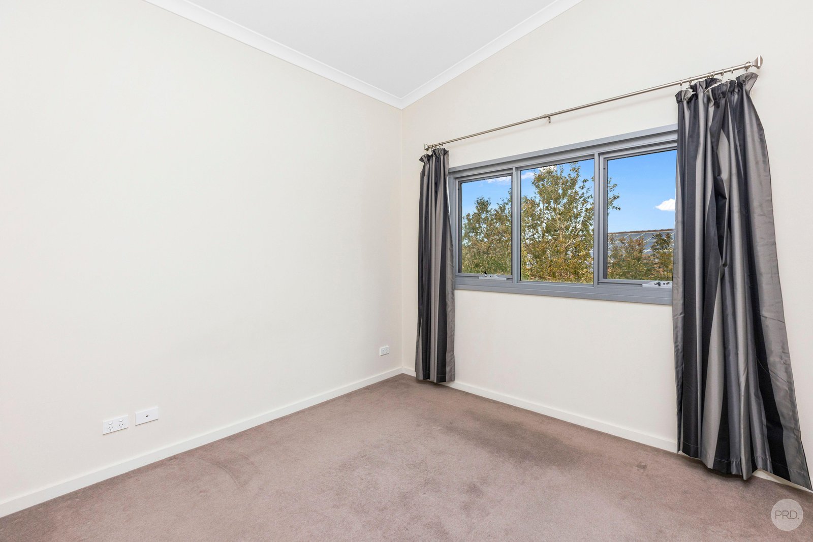 8/31 Malata Crescent SUCCESS 5