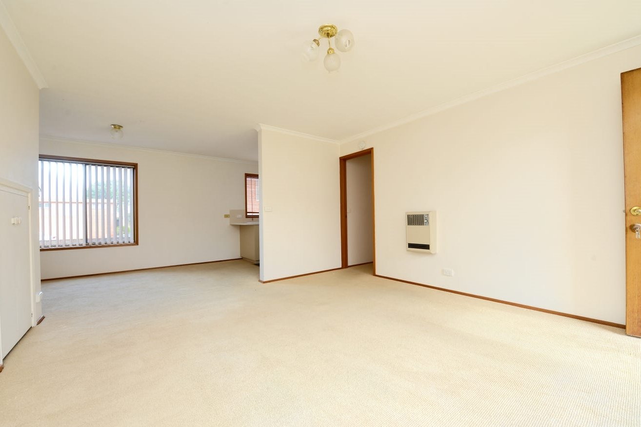 8/31 South Street BELLERIVE 2