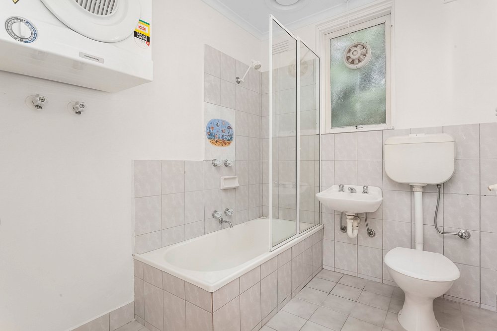 Real Estate and Property in 8/31 Woolton Avenue, Thornbury, VIC