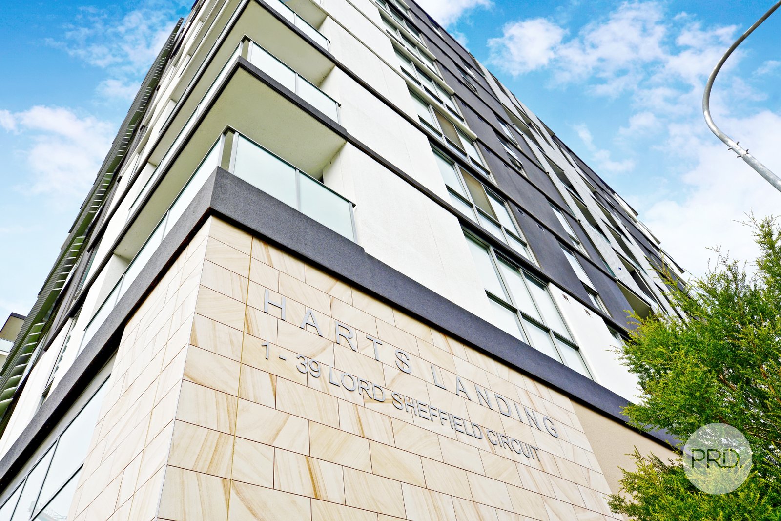 831/1-39 Lord Sheffield Cct  PENRITH 7