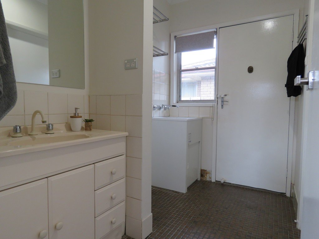 8/311 Moore Street LAVINGTON 8
