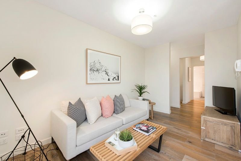 Gallery: 8/314 Neerim Road