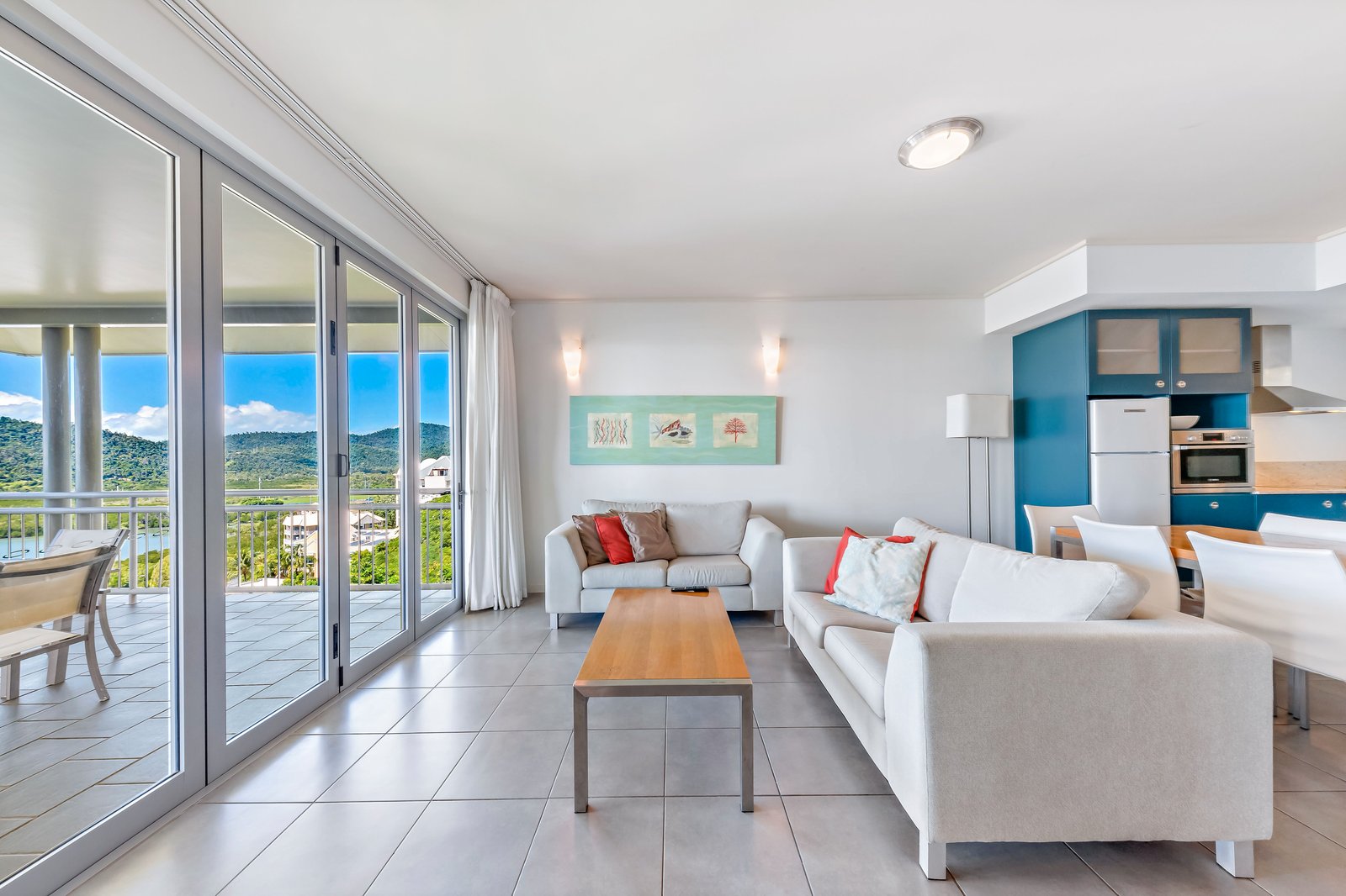831/9a Hermitage Drive AIRLIE BEACH 14