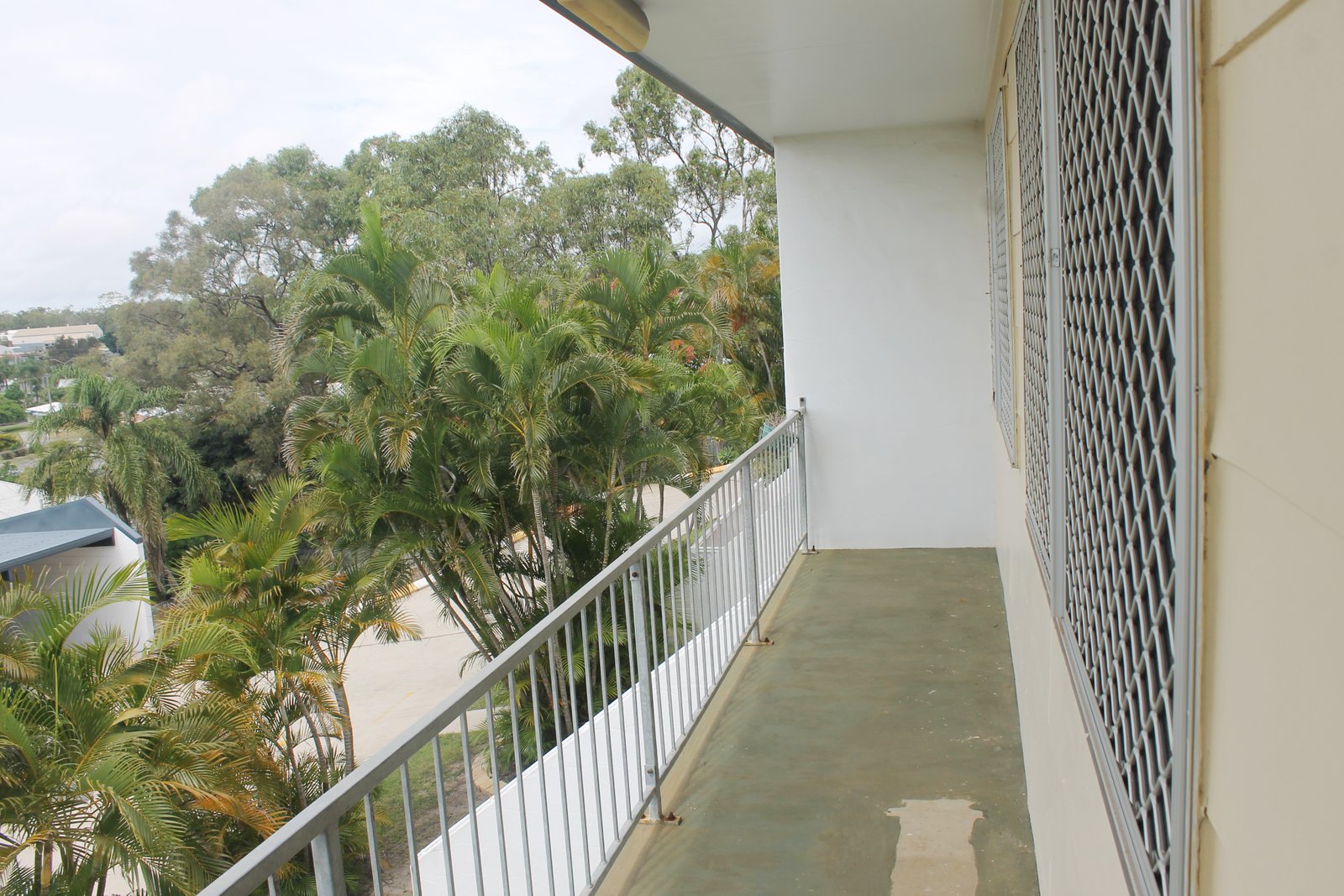 8/32 ELIZABETH Street SOUTH GLADSTONE 5