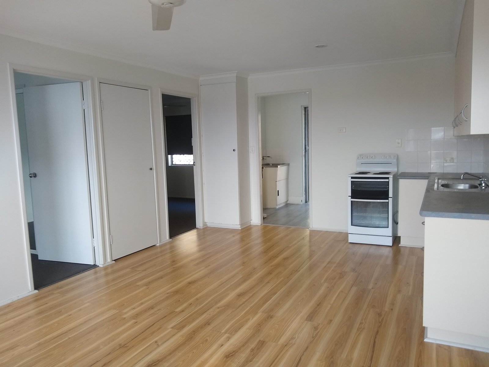 8/32 ELIZABETH Street SOUTH GLADSTONE 5