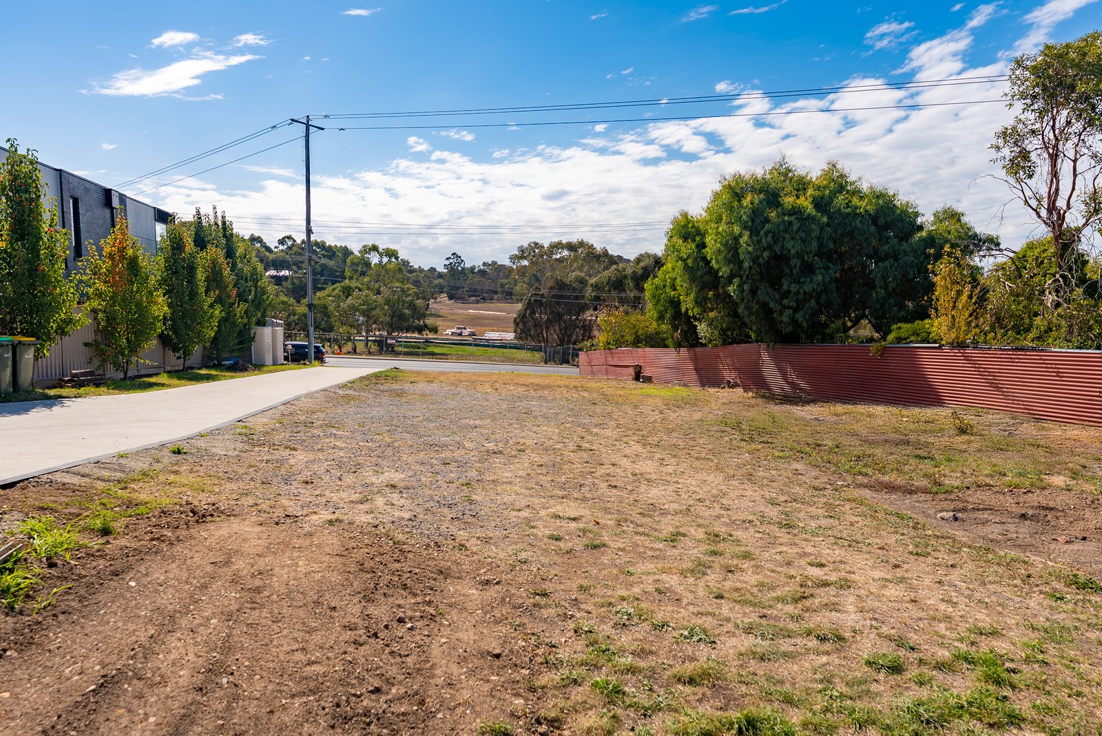 Gallery: 832c Chisholm Street