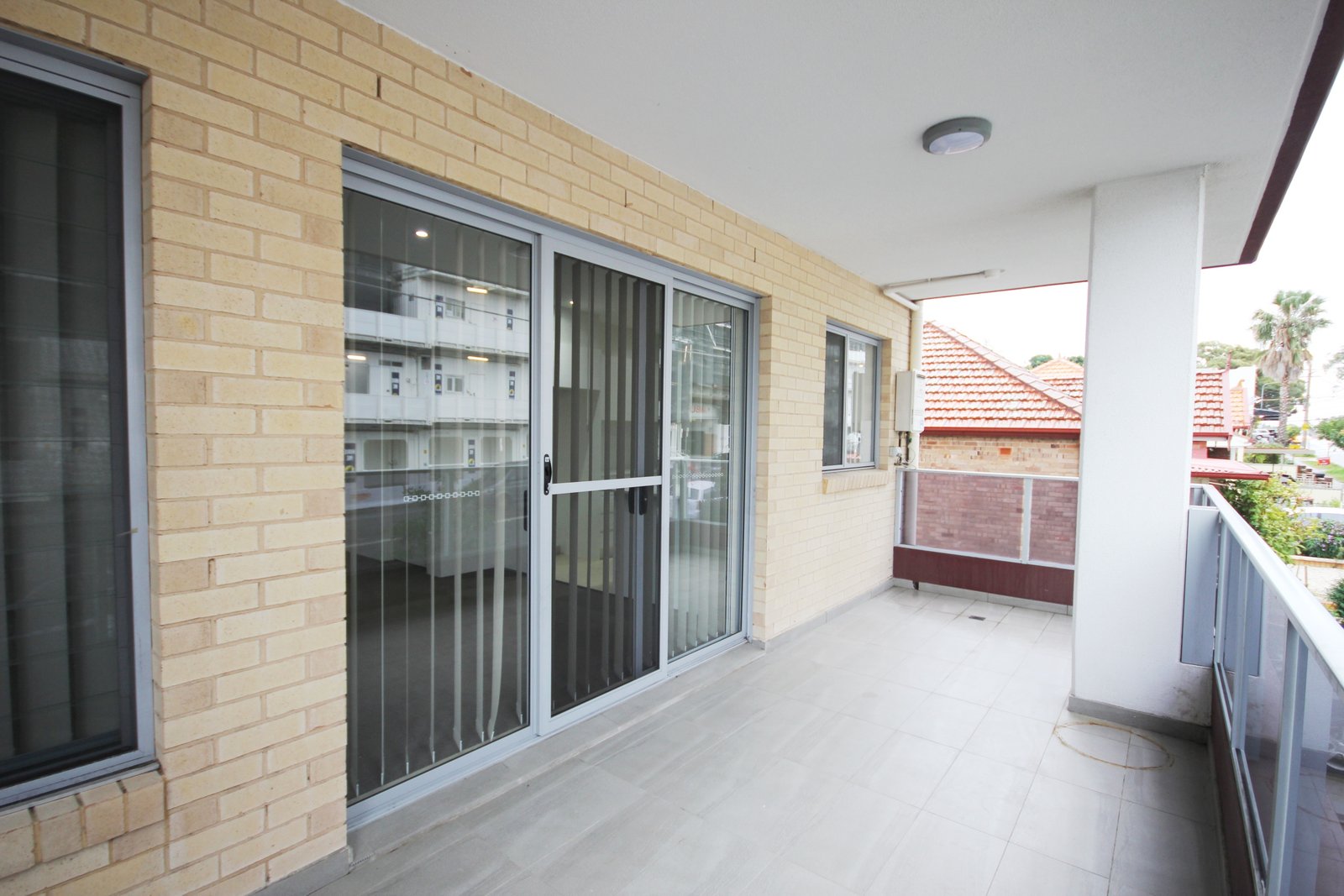 8/33-37 Gray Street KOGARAH 11