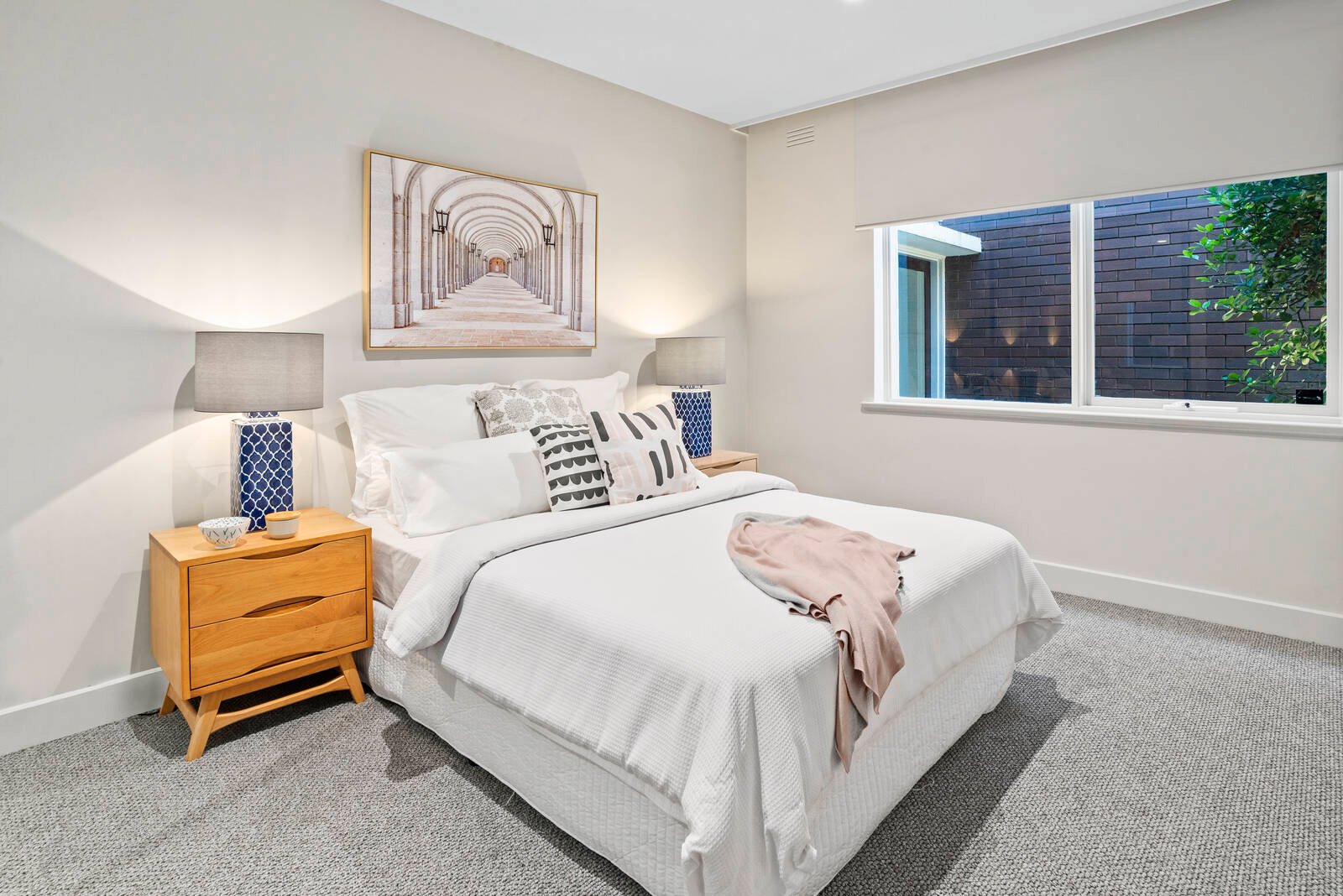 Real Estate and Property in 8/33 Irving Road, Toorak, VIC