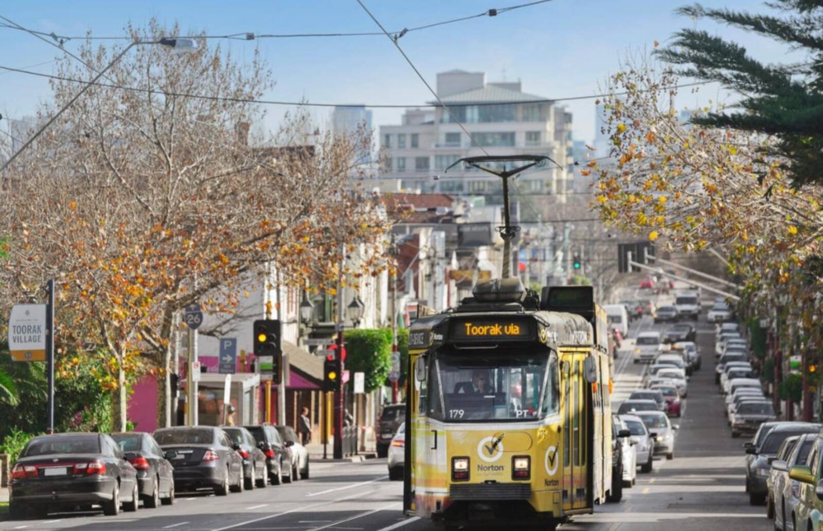 Real Estate and Property in 8/33 Irving Road, Toorak, VIC