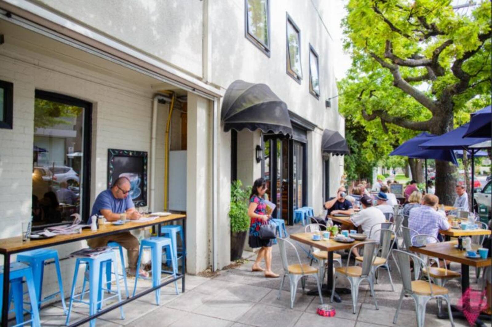 Real Estate and Property in 8/33 Irving Road, Toorak, VIC